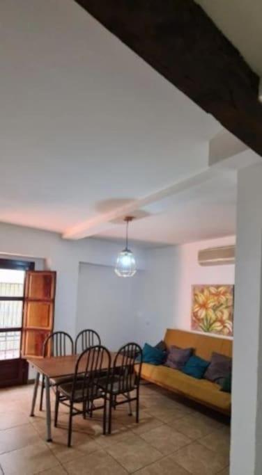 Corrala De San Anton. Sencillo Apartamento En Pleno Centro Granada Bagian luar foto
