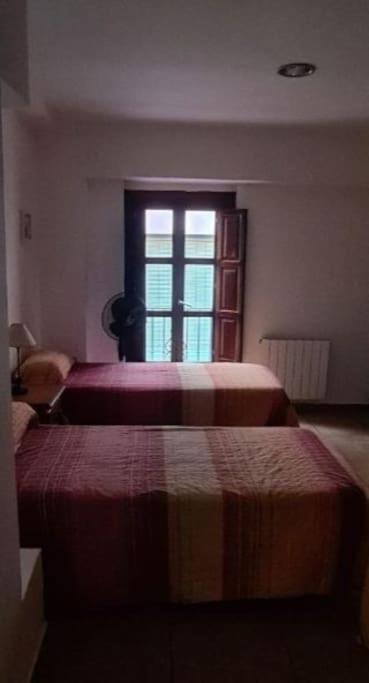 Corrala De San Anton. Sencillo Apartamento En Pleno Centro Granada Bagian luar foto
