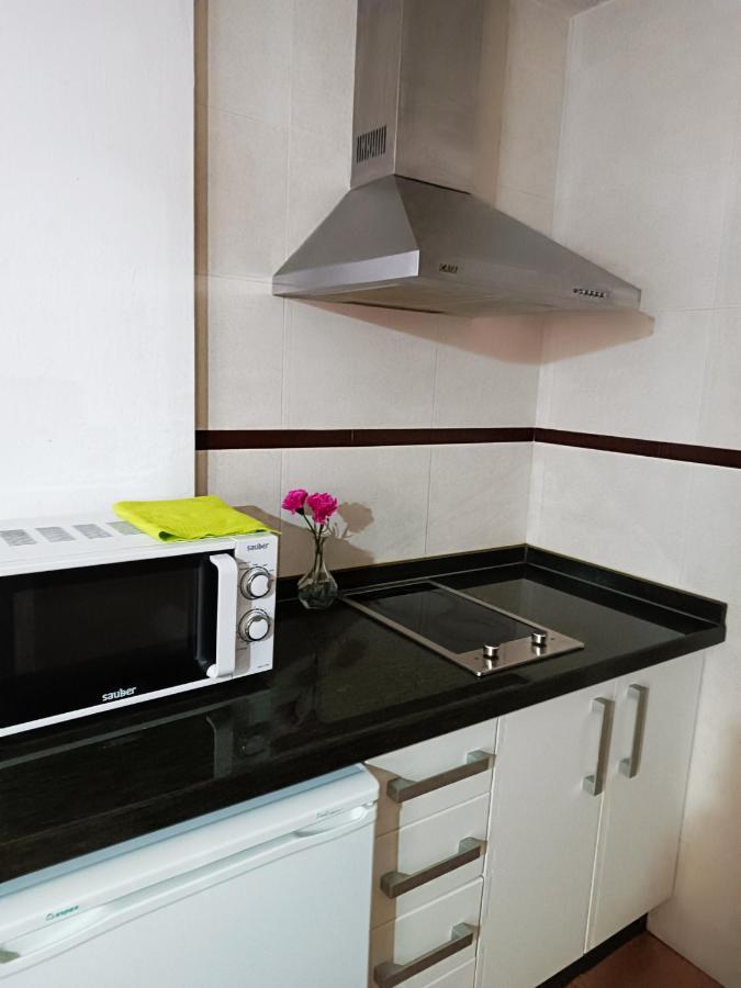 Corrala De San Anton. Sencillo Apartamento En Pleno Centro Granada Bagian luar foto